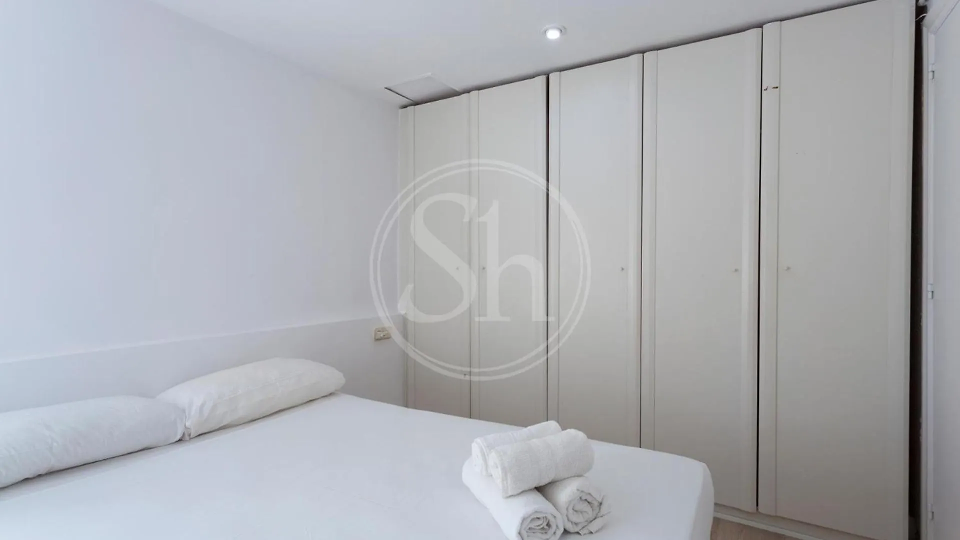 Apartman Practico Apartamento Con Terraza En Eixample Barcelona